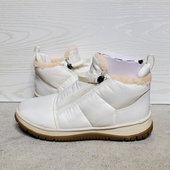 UGG Plush Lakesider snow boots, White, NWOB - Picture 12 of 14